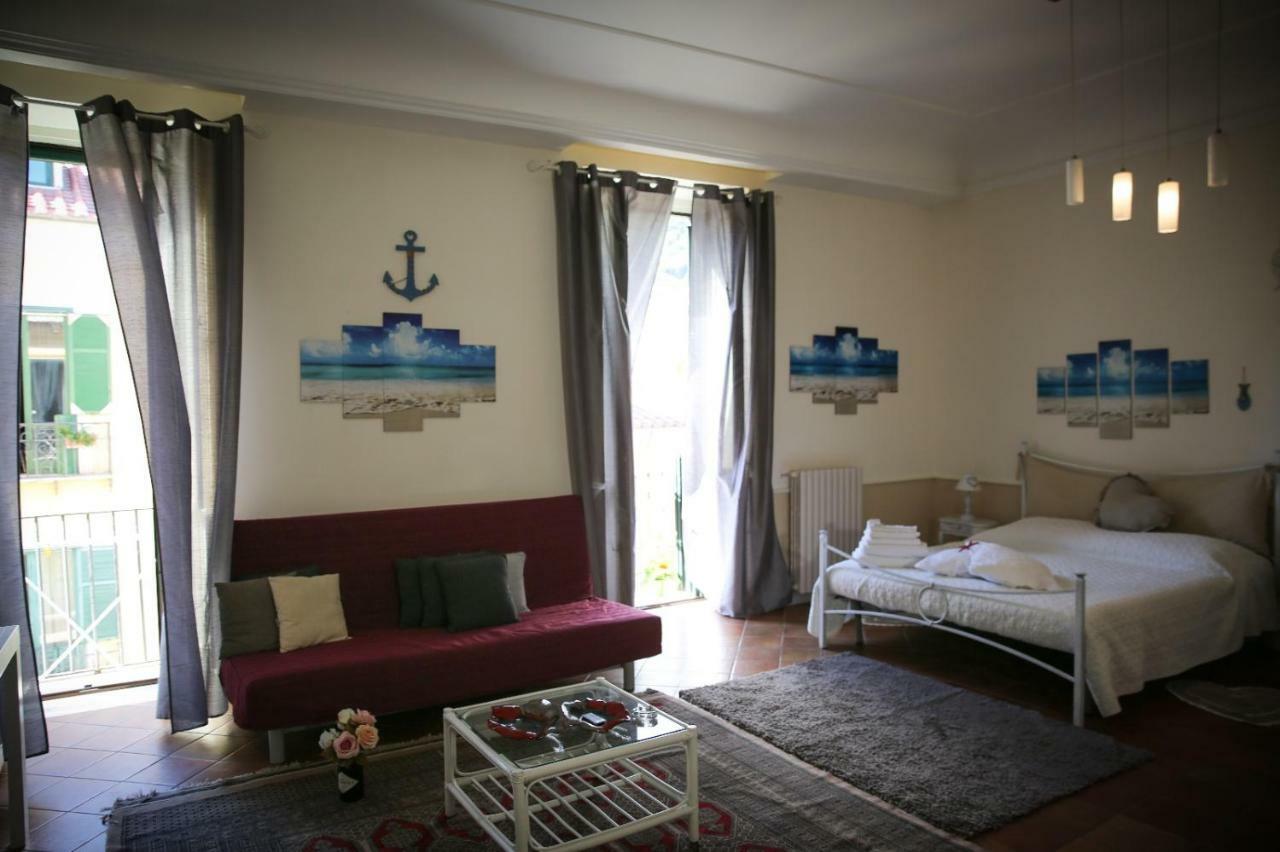 Bianca Suite B&B Salerno Bagian luar foto