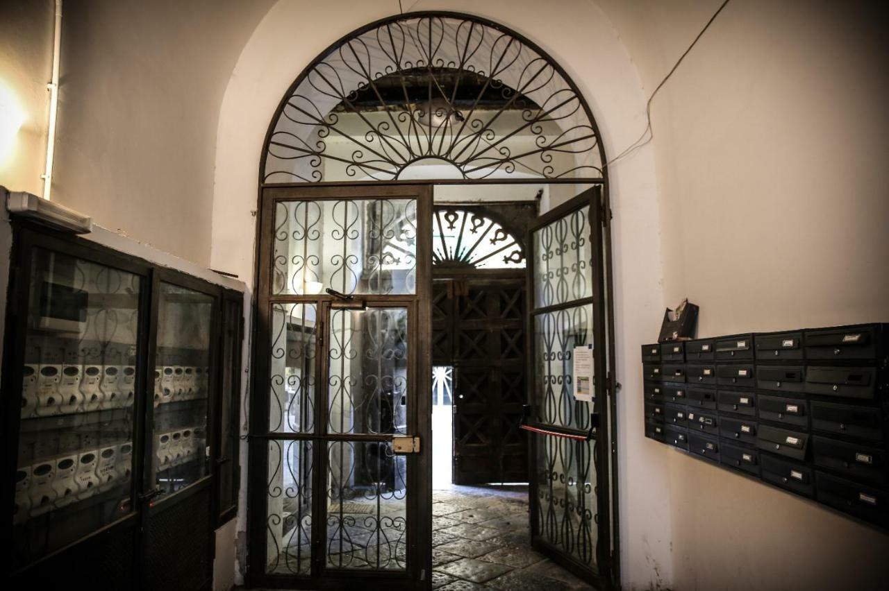 Bianca Suite B&B Salerno Bagian luar foto